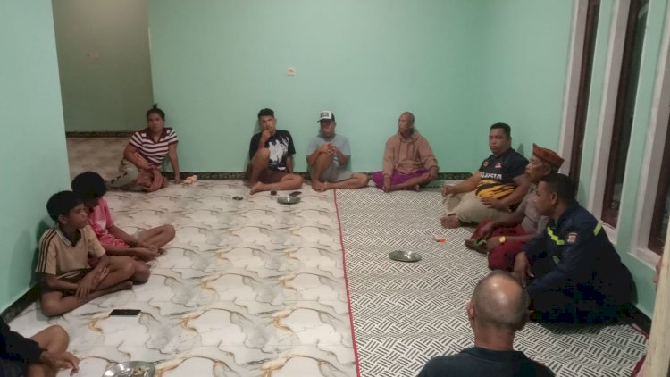 BHABINKAMTIBMAS-DESA-CAMBIR-LECA-LAKSANAKAN-SAMBANG-DAN-PATROLI-DIALOGIS-DI-KAMPUNG-PONGPAHAR