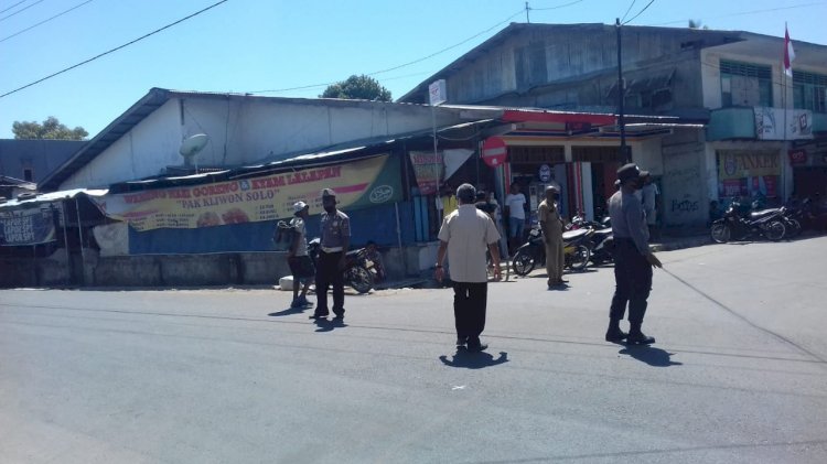 Lakukan Giat Operasi Gabungan, Polsek Reo Imbau Pengendara Patuhi Protokol Kesehatan.