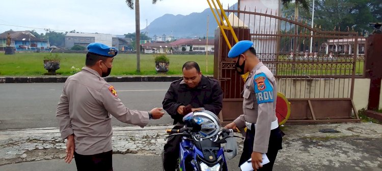 Tingkatkan Disiplin Anggota,Propam Polres Manggarai Gelar Kegiatan  GAKTIBLIN