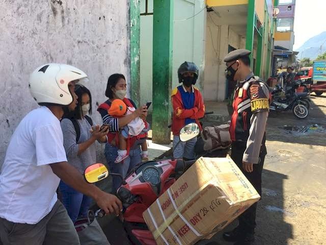 Meski Hari Minggu Sat. Samapta Polres Manggarai Tetap Melaksanakan Patroli Dialogis