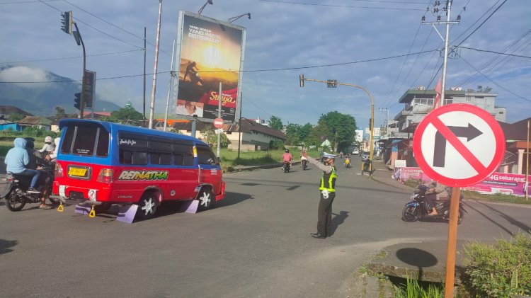 Pengaturan Pagi Oleh Sat Lantas Polres Manggarai