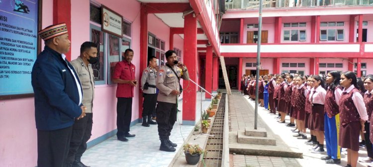 Himbauan Kepada Para Pelajar Oleh Sat. Binmas Polres Manggarai