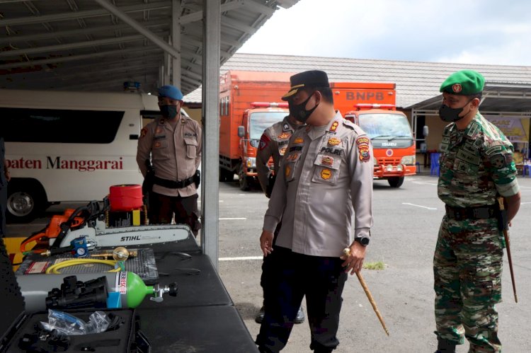 Apel Gelar Pasukan Kesiapan Bencana Dalam Rangka Antisipasi Secara Dini Bahaya Banjir / Genangan Air Dan Bencana Longsor Yang Dapat Berdampak Pada Kamseltibcarlantas Serta Kontijensi Di Kabupaten Manggarai.