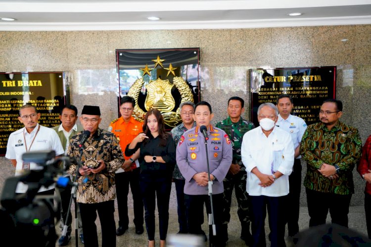 Rapat Lintas Sektoral Nataru, Kapolri Pastikan Wujudkan Rasa Aman Bagi Warga