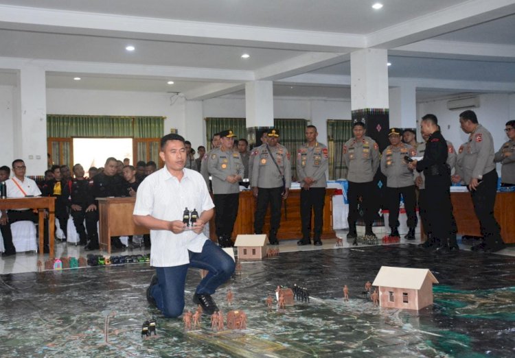 Tiba di Labuan Bajo, Kabaharkam Polri dan Kapolda NTT Langsung Cek Kesiapan Pengamanan KTT Asean ke-42