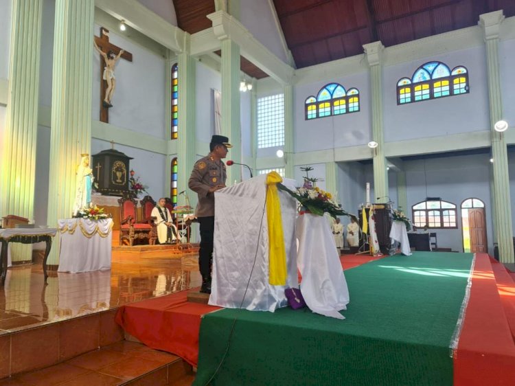 Datangi Gereja, Kapolres Manggarai Beri Himbauan Kamtibmas