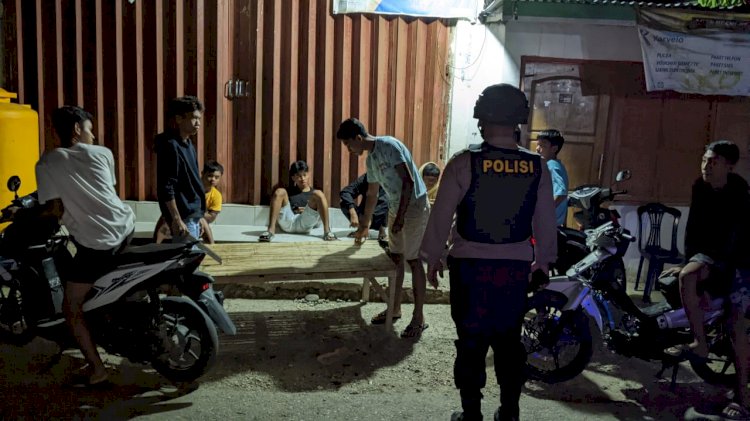 Polsek Reo Melaksanakan Patroli Rutin untuk Ciptakan Situasi Kamtibmas yang Aman dan Kondusif