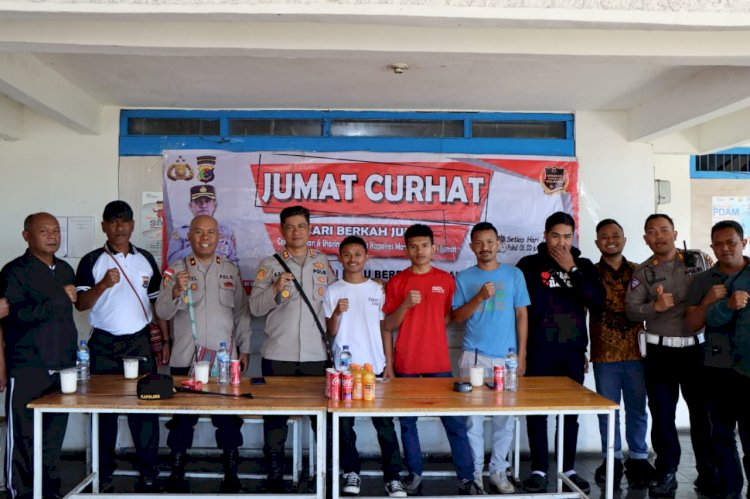 Kapolres Manggarai Gelar Jumat Curhat dengan Tema Bekerja di Hulu Berfikir Proaktif Jaga Soliditas