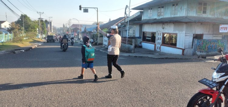 Satuan lalu Lintas Polres Manggarai, Laksanakan Apel persiapan Penjagaan dan Pengaturan Lalu Lintas pagi.