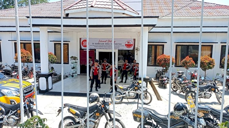 Menjaga Situasi Aman dan Kondusif Menjelang Pemilu dan Pilpres, Anggota Samapta Polres Manggarai Gelar Patroli Presisi Perintis