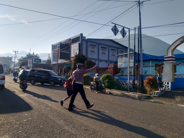 Lantas Polres Manggarai Gelar Apel Pagi dan Patroli Rutin untuk Tingkatkan Keamanan Lalu Lintas