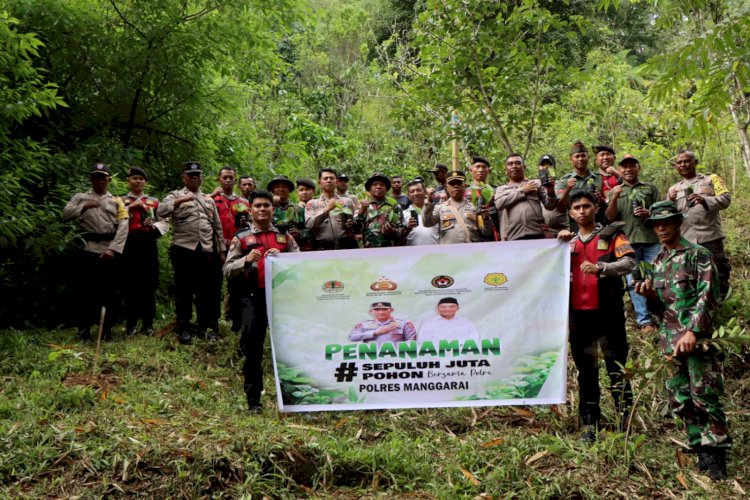 Penanaman 10 Juta Pohon Bersama Polri Tingkat Polres Manggarai Untuk Lingkungan Yang Lebih Hijau