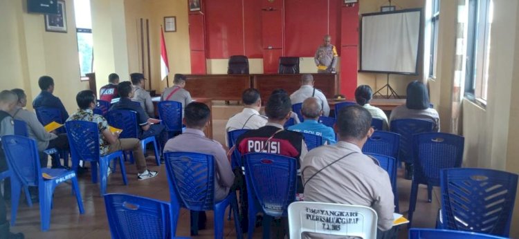 Bimbingan Rohani Memperkuat Mental Anggota Polri/PNS Polri Polres Manggarai