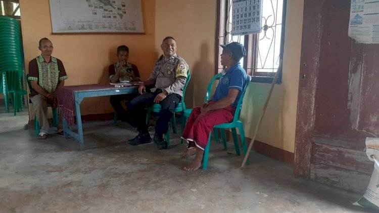 Giat Edukasi dan Pencegahan Berbagai Ancaman, Aipda EMILIUS JOHAN Bhabinkamtibmas Desa Nao Turun Langsung ke Masyarakat