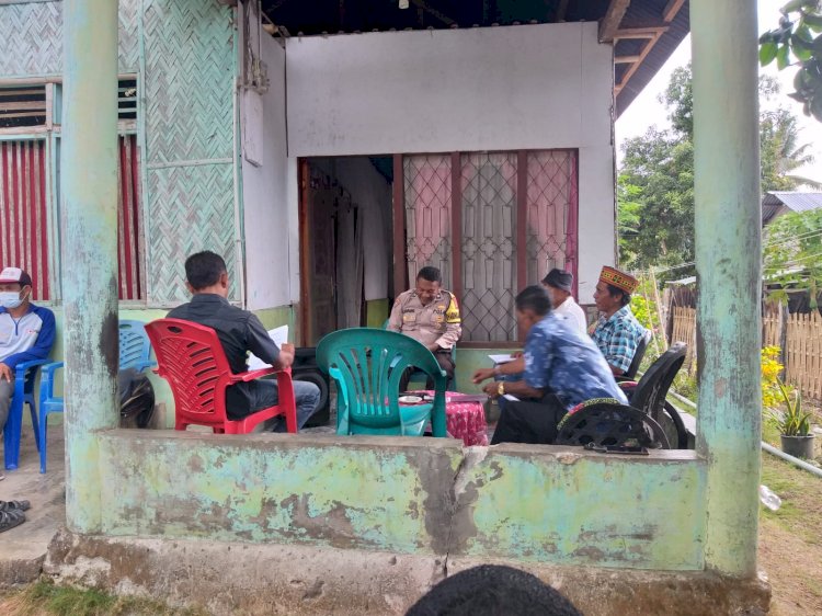 Bhabinkamtibmas Aipda Yustianus Gorang Sampaikan Pesan Kamtibmas dan Edukasi dalam Musyawarah Dusun