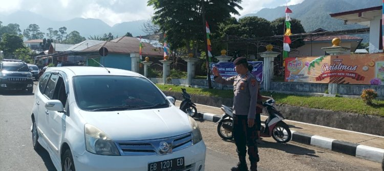 Polres Manggarai Amankan Ibadah Minggu di Gereja-Gereja Kabupaten Manggarai