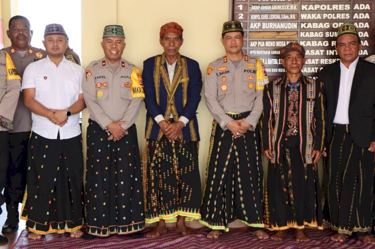 Polres Manggarai Gelar Acara Adat Teing Hang sebagai Ungkapan Syukur dan Permohonan Pertolongan di Awal Tahun Baru