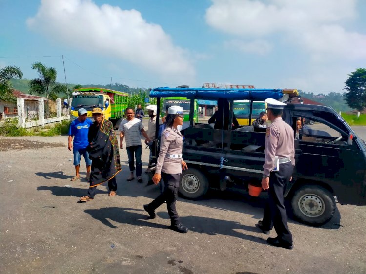 PATROLI KRYD, PAMTURLALIN, DAN HIMBAUAN KAMSELTIBCAR LANTAS DI SEPUTARAN KOTA RUTENG