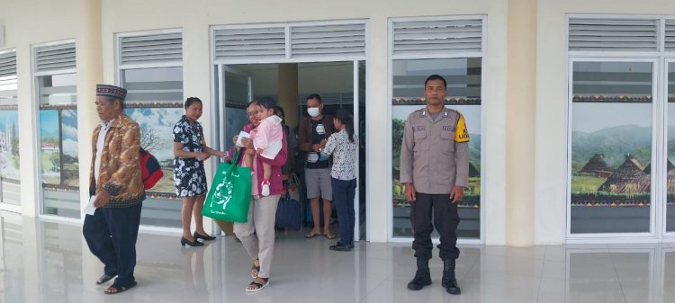 KP3 Udara : Pengamanan Pesawat di Bandar Udara Frans Sales Lega Ruteng