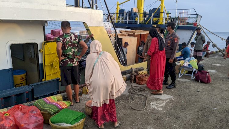 Pengamanan Kapal Penumpang KM.SABUK NUSANTARA 55 di Pelabuhan Laut Reo