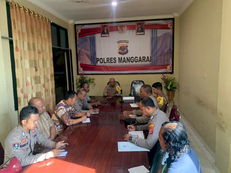 Tingkatkan Pelayanan Publik, Polres Manggarai Gelar Rapat Inovasi YANLIK