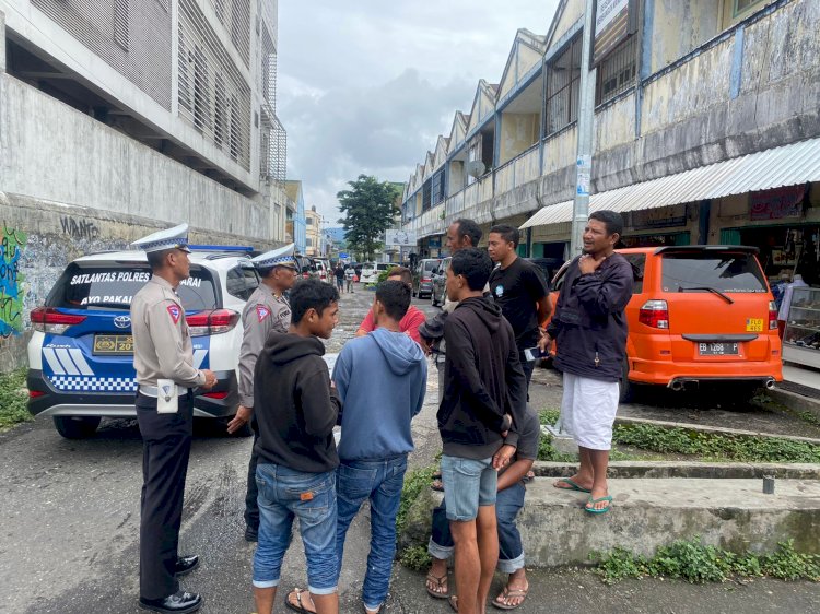 Satuan Lalu Lintas Polres Manggarai Gelar Patroli KRYD, Pamturlalin, Dan Himbauan Kamseltibcar Lantas di Kota Ruteng