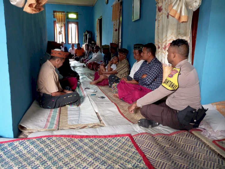 Bripka Theodorus Angkat Hadiri Acara Sukuran di Desa Lungar, Satar Mese, sampaikan himbauan Kamtibmas