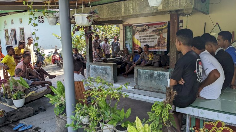 Gelar Jumat Curhat: Kapolsek Reo Tanggapi Keluhan Masyarakat