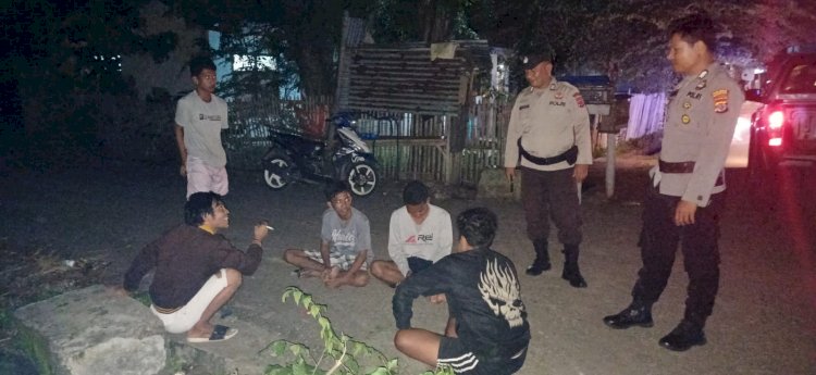 Patroli Rutin Malam Hari Polsek Reo Berhasil Jaga Stabilitas Kamtibmas