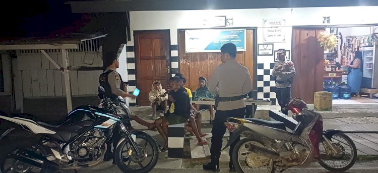 Patroli Rutin Malam Hari Polsek Reo Berhasil Jaga Stabilitas Kamtibmas