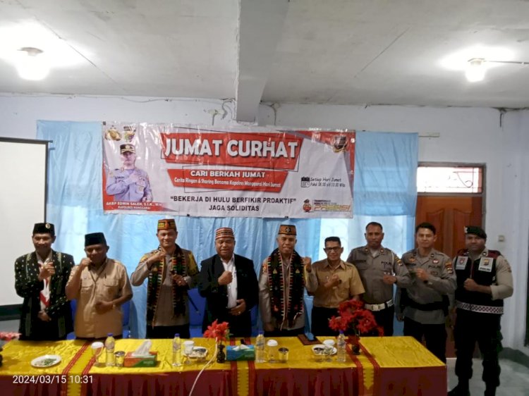 JUMAT CURHAT CARI BERKAH JUMAT: Kapolres Manggarai Ajak Siswa dan Guru SMK Swakarsa Ruteng Berbagi Cerita dan Pengalaman