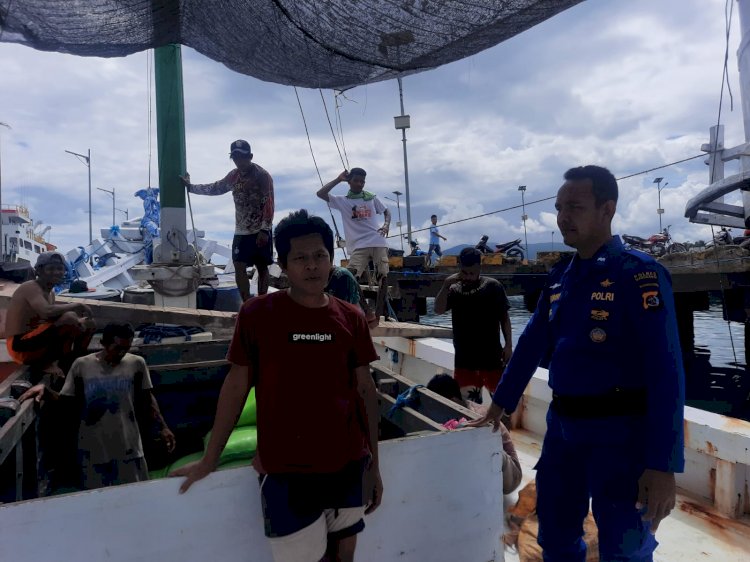 Satuan Polairud Polres Manggarai Gelar Patroli Dan Sambang di Reok