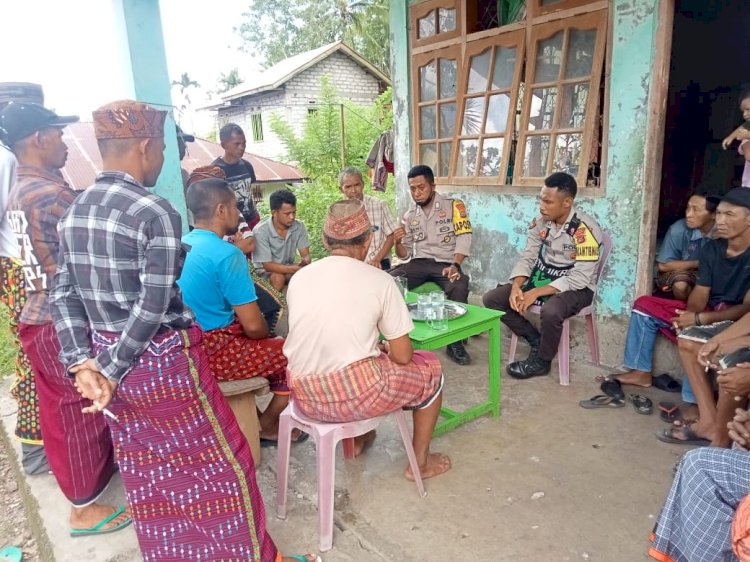 Harkamtibmas : Kapospol Satar Mese Barat dan Bhabinkamtibmas Gelar Patroli Dialogis