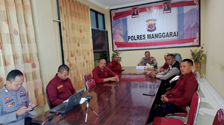 Personel Polres Manggarai ikuti Pelatihan Peningkatan Kemampuan (LATKAPUAN) Konselor Trauma Healing 2024.