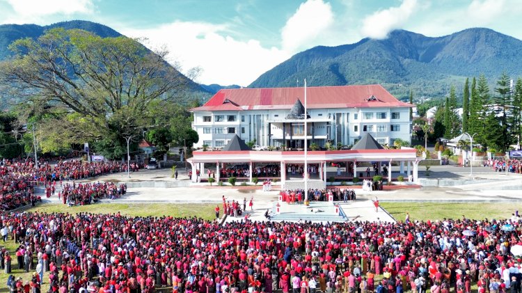 Operasi Samana Santa Turangga-2024: Polres Manggarai Terjunkan Personel Pengamanan Prosesi Jalan Salib Tri Hari Suci JUMAT AGUNG Masa Pra Paskah Tahun 2024