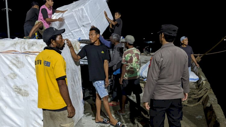 Pengamanan Kapal Penumpang di Pelabuhan Laut Reo oleh KP3 Laut Reo