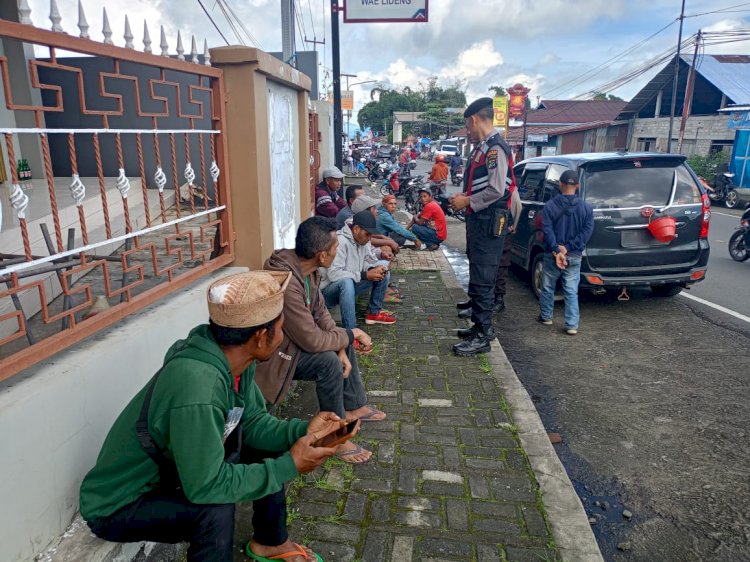 Harkamtibmas : Satuan Samapta Polres Manggarai Lakukan Patroli Dialogis di Ruteng