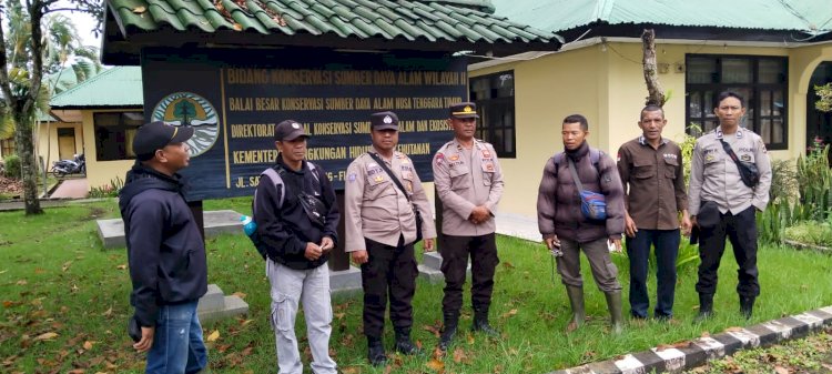 KBO Binmas dan Kanit Binkamsa Sat. Binmas Polres Manggarai Sambangi Polsus di Ruteng