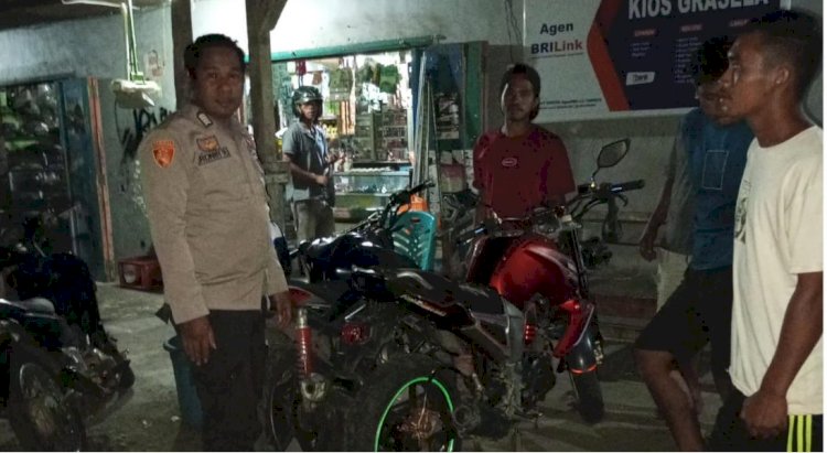 Jaga Situasi Kamtibmas, Polsek Satar Mese Lakukan Patroli Malam