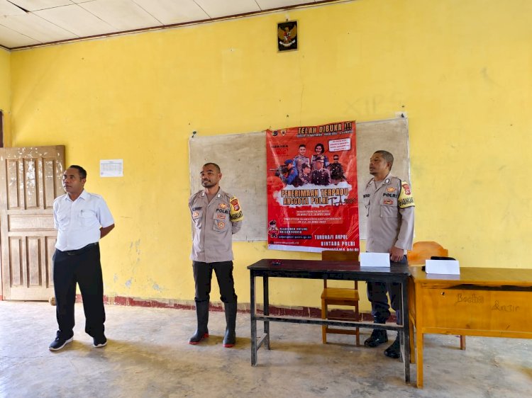 Bhabinkamtibmas Kecamatan Reok Barat Sosialisasikan Penerimaan POLRI 2024 dan Himbauan Kamtibmas