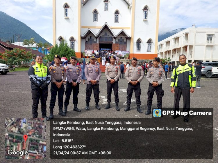 Pengamanan dan Pengawalan Jenazah Almarhum RD Benediktus Jaya Dilaksanakan oleh Personel Polres Manggarai