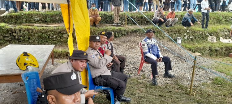 Personil Polres Manggarai Amankan Turnamen Sepak Bola dan Bola Voli di UNIKA Santu Paulus Ruteng