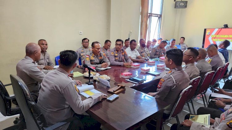 Kapolres Manggarai Pimpin Rapat Anev Penyerapan Anggaran TW I Tahun 2024