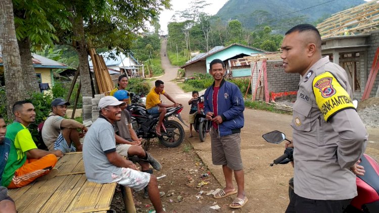 Bhabinkamtibmas Kecamatan Lelak Ajak Warga Waspada Terhadap Ancaman Kamtibmas