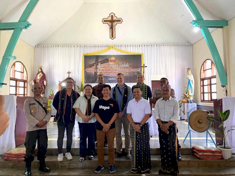 Kapolsek Cibal Pimpin Pengamanan Kunjungan Wahana Visi Indonesia Internasional ke SEKAMI Paroki Kristus Raja Pagal