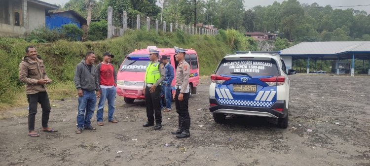 Patroli KRYD, PAMTURLALIN, dan Himbauan Kamsektibcar Lantas oleh Sat. Lantas Polres Manggarai di Kota Ruteng