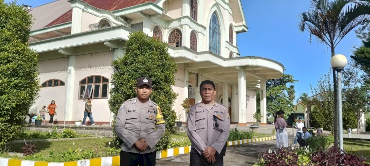 Polres Manggarai Gelar Pengamanan Ibadah Minggu di Sejumlah Gereja di Ruteng