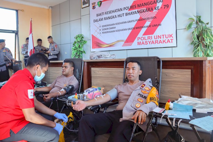 Polres Manggarai Gelar Donor Darah Sambut HUT Bhayangkara Ke-79