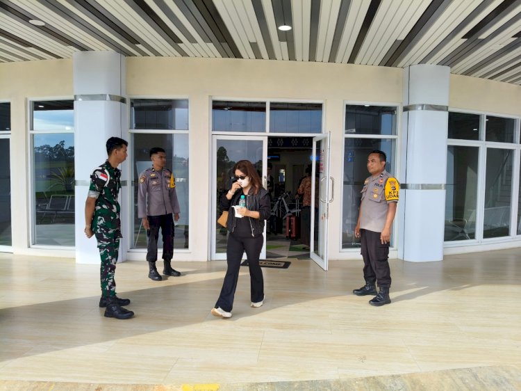 Pospol KP3 Udara Laksanakan Pengamanan Penerbangan di Bandara Frans Sales Lega Ruteng