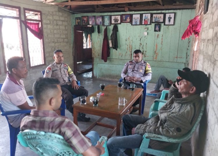 Bhabinkamtibmas Kecamatan Cibal Barat Sambangi Warga Di Kampung Bealoli